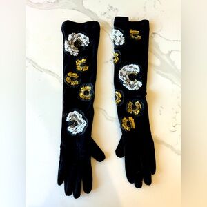 Anthropologie Maeve Black and Gold Sequin Velvet Gloves NEW without tag.